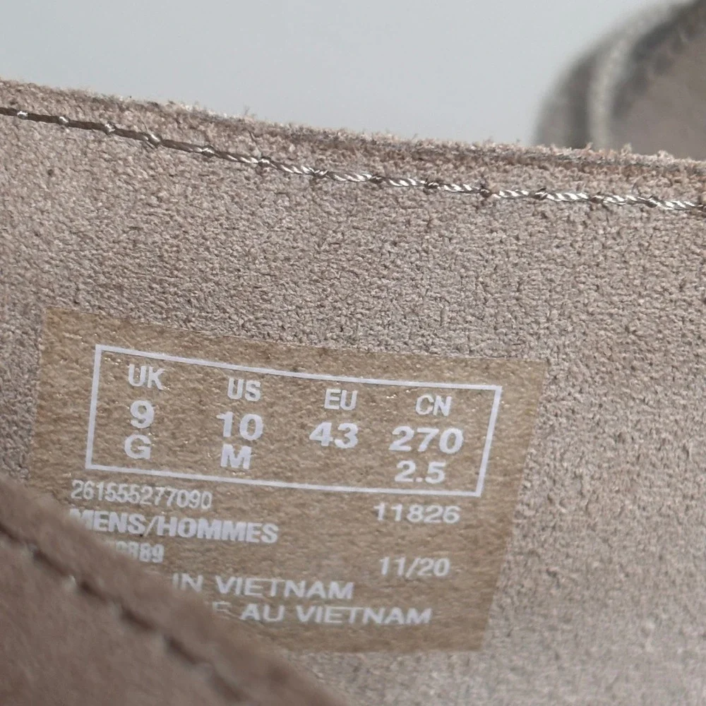 Clarks Originals Mens Desert Boot Sand Suede Chukka Crepe Sole Size 10